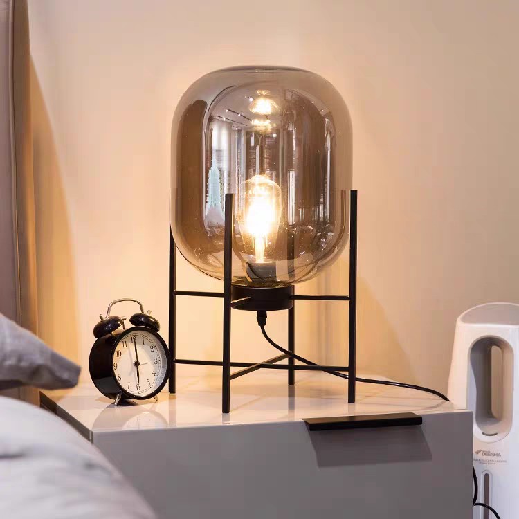 TABLE LAMP 28